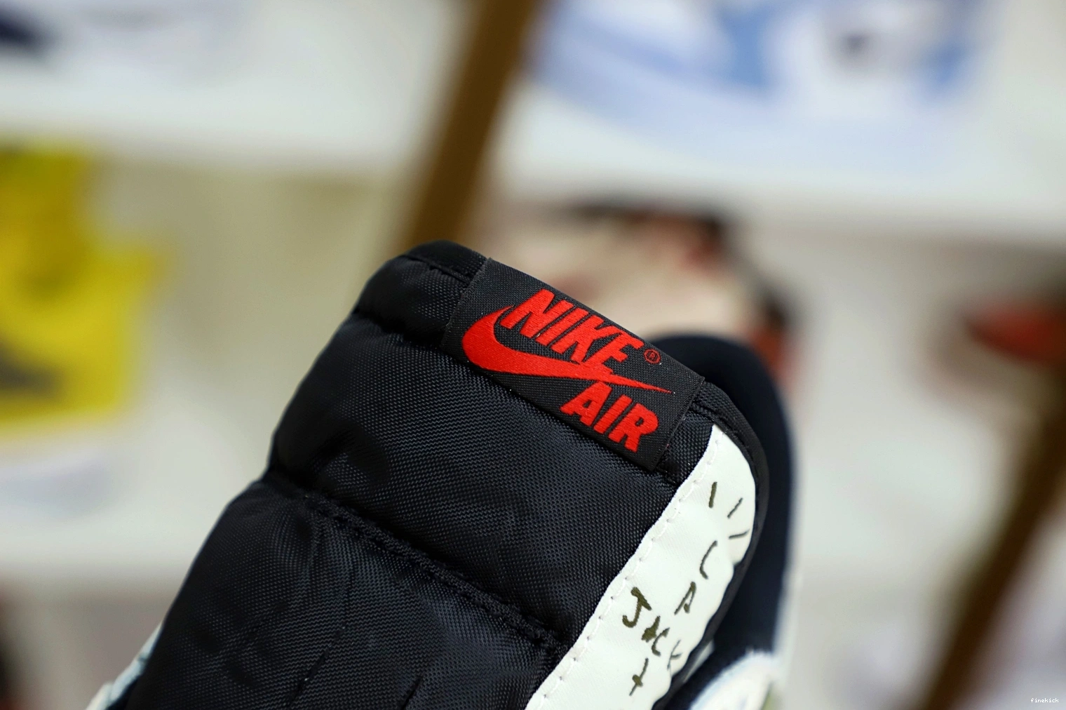 TRAVIS NIKE 1 OG AIR JORDAN “Olive” SCOTT X LOW 0113